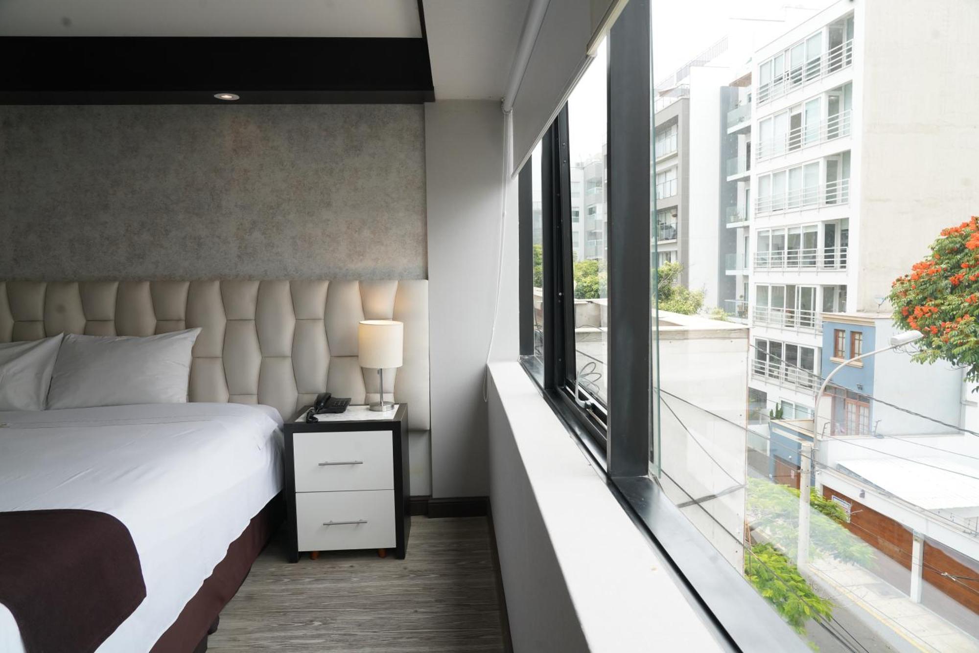 Ferre Miraflores Hotel 3*