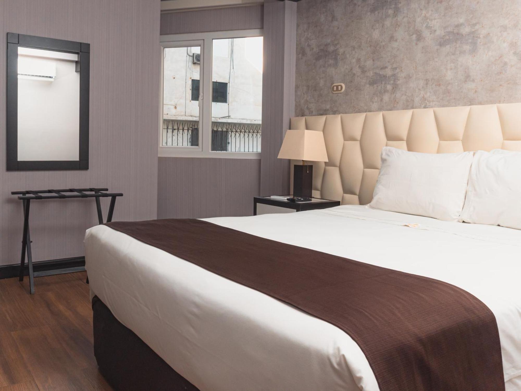 Ferre Miraflores 3* Lima